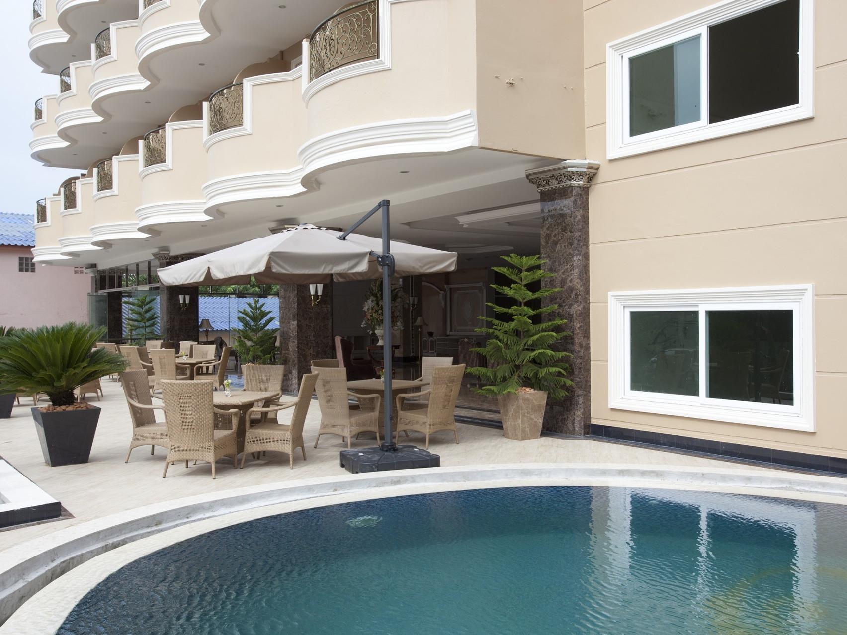 Lk Noble Suite Pattaya Exterior photo